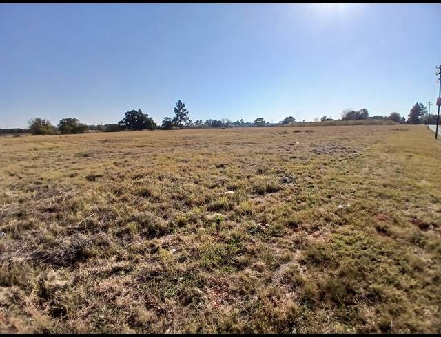 16,097M² VACANT LAND FOR SALE IN KOOKRUS